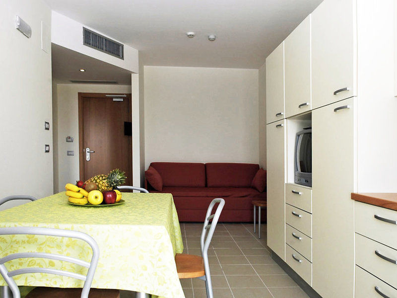Aparthotel Casa Del Mar Roseto Degli Abruzzi Exterior foto